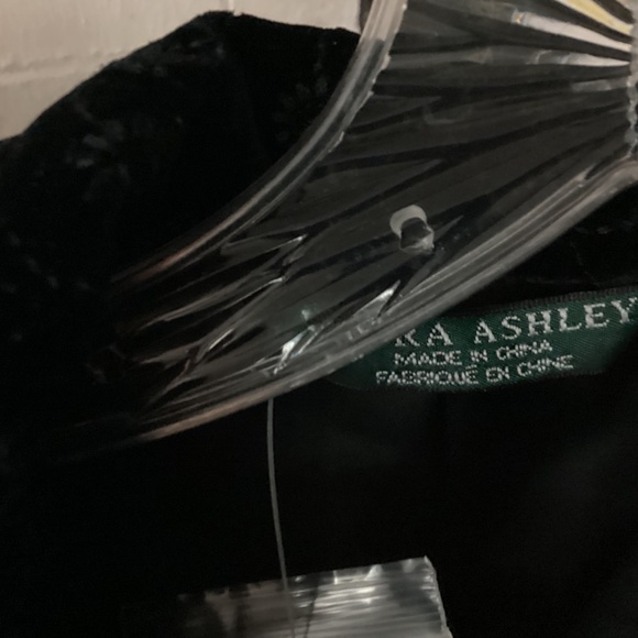 LAURA. ASHLEY SKIRT. / BLAZER SET Flocking Velvet SZ 6 NWT - Picture 11 of 13